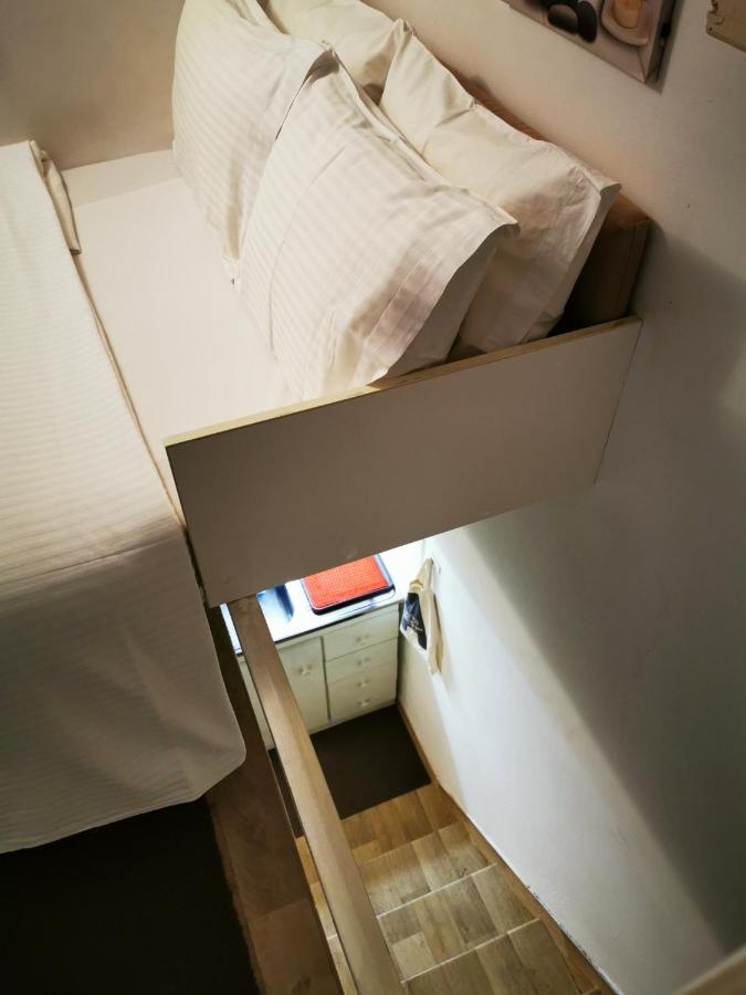 Acropolis Elegant Maisonette By Lodgespot أثينا المظهر الخارجي الصورة