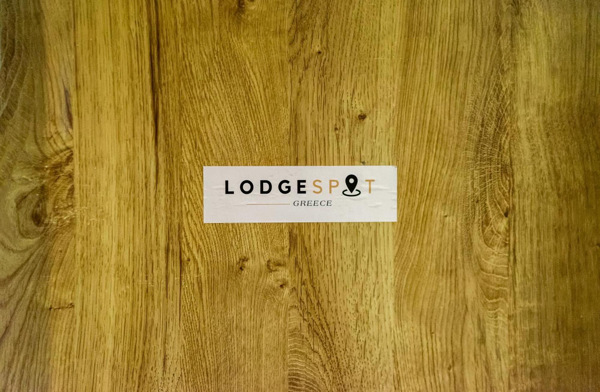 Acropolis Elegant Maisonette By Lodgespot أثينا المظهر الخارجي الصورة